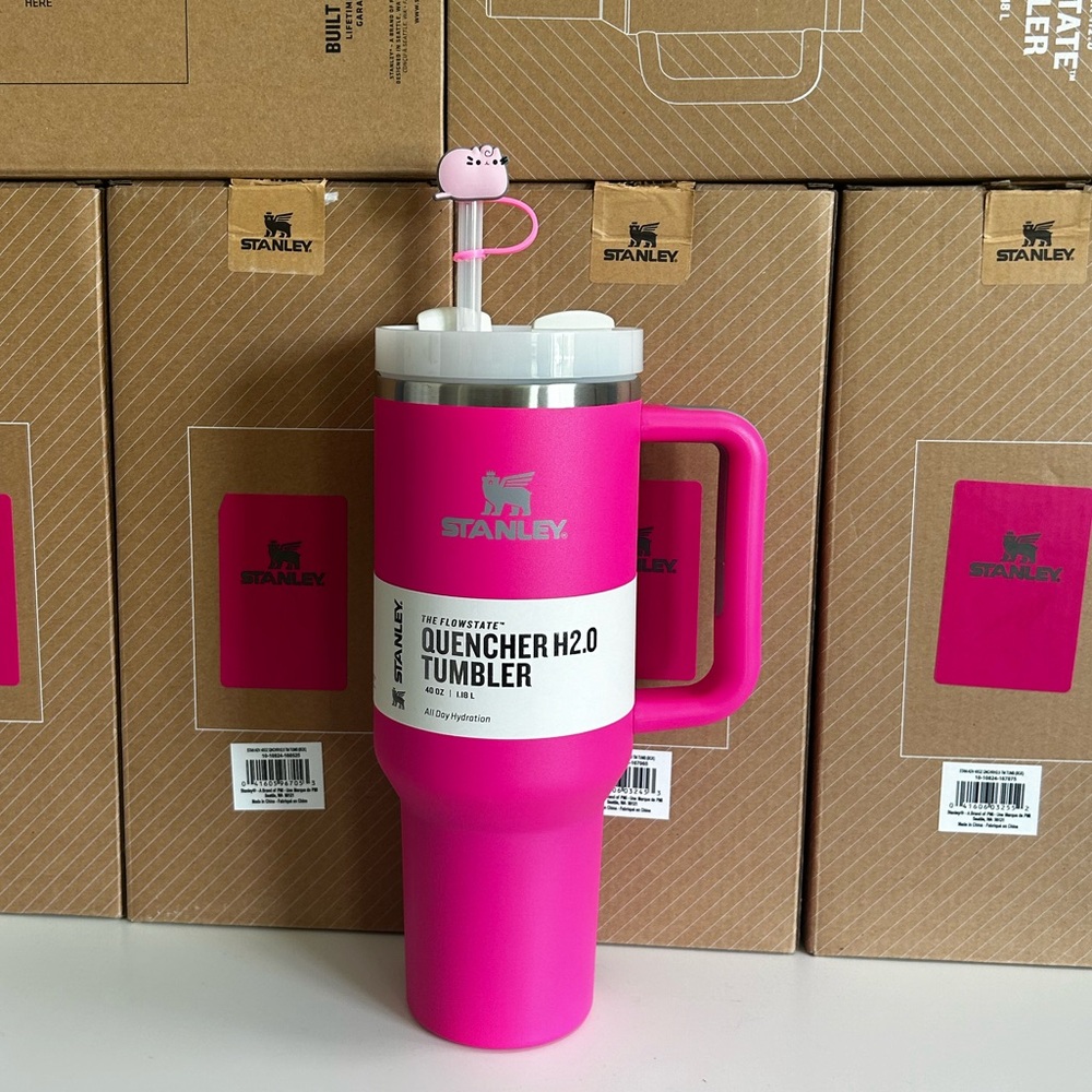 Stanley Quencher H2.0 Tumbler with Handle and Straw, 40 oz, and  straw cover